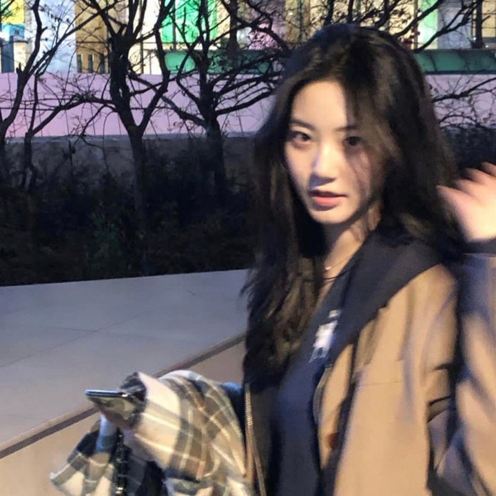 女演员今天依然